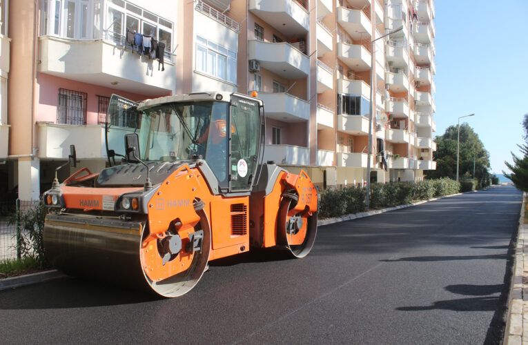 HAMZA YERLİKAYA CADDESİ’NDEKİ SICAK ASFALT VE KALDIRIM ÇALIŞMALARI TAMAMLANDI
