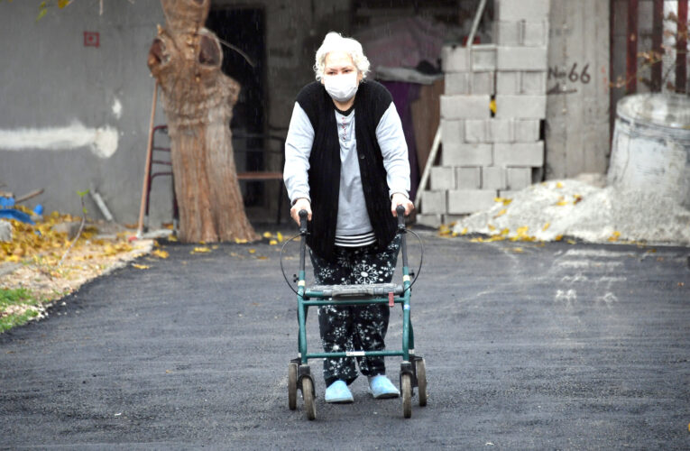 YÜRÜMEDE GÜÇLÜK YAŞAYAN SÖZER’İN YOL ENGELİ ORTADAN KALKTI