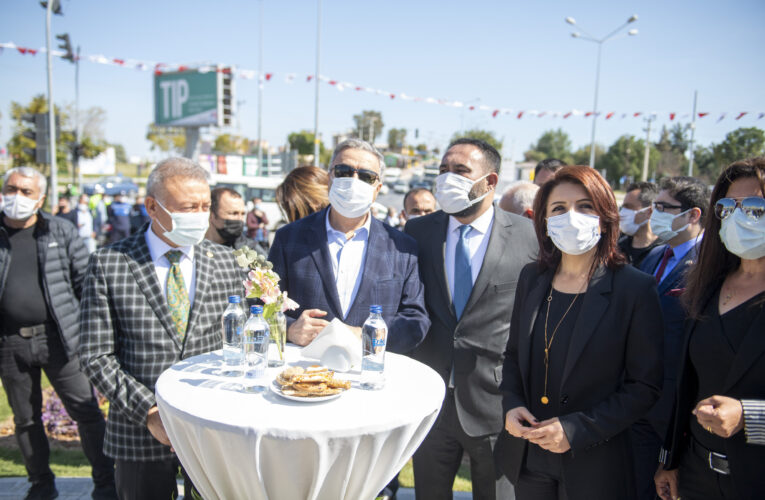 BÜYÜKŞEHİR BELEDİYE BAŞKAN VEKİLİ GÜLCAN KIŞ, “SAĞLIK KAHRAMANLARI PARKI”NIN AÇILIŞ TÖRENİNE KATILDI
