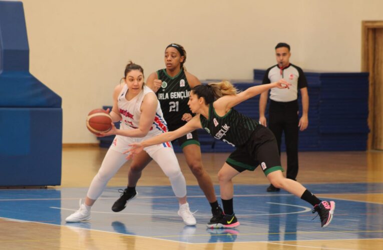 BÜYÜKŞEHİR KADIN BASKETBOL TAKIMI SON GALİBİYETİNİ URLA KARŞISINDA ALDI