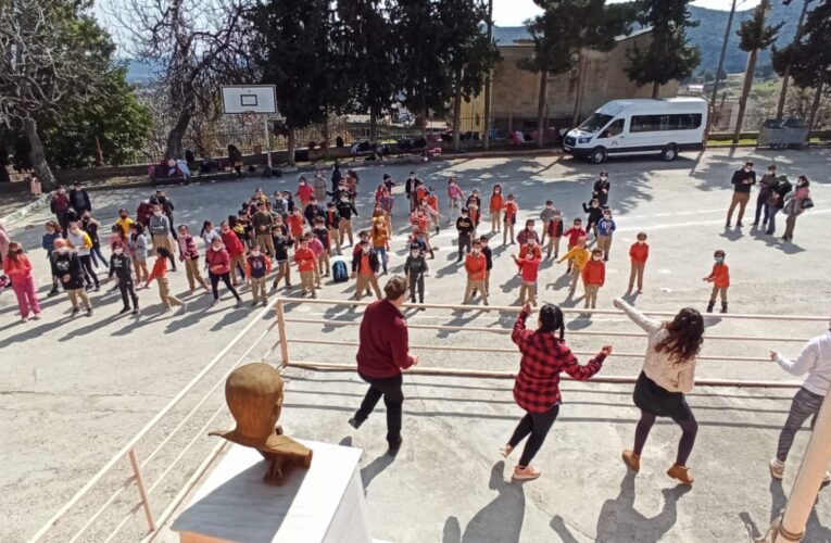 ‘BİR TUTAM MUTLULUK’ PROJESİ İLE ÇOCUKLARIN YÜZÜ GÜLÜYOR