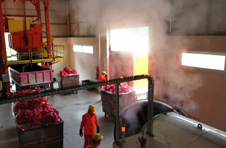 BÜYÜKŞEHİR TIBBİ ATIKLARI BERTARAF EDİYOR, TOPLUM SAĞLIĞINI KORUYOR