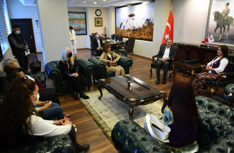 TÜRK ÜNİVERSİTELİ KADINLAR DERNEĞİ’NDEN BAŞKAN SEÇER’E ZİYARET