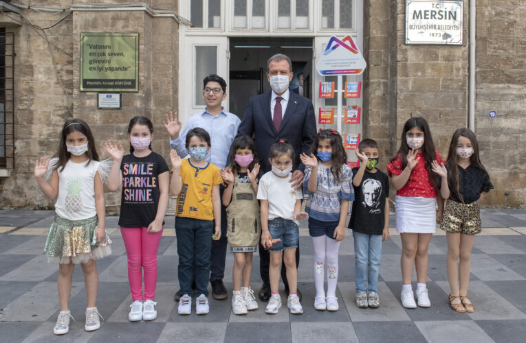 BAŞKAN SEÇER, KOLTUĞUNU GELECEĞİN AYDINLIK YÜZLERİNE DEVRETTİ