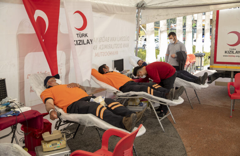 KAN VE KÖK HÜCRE BAĞIŞI KAMPANYASI YOĞUN İLGİ GÖRDÜ