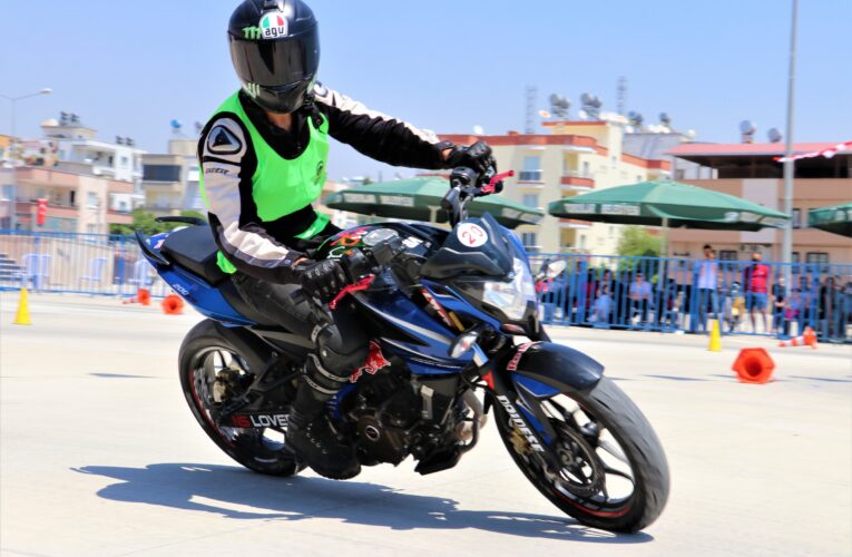 “TÜRKİYE İLK KEZ TOROSLAR’DA YAPILAN MOTOSİKLET SÜRÜŞ BECERİLERİ ETKİNLİĞİ NEFES KESTİ”
