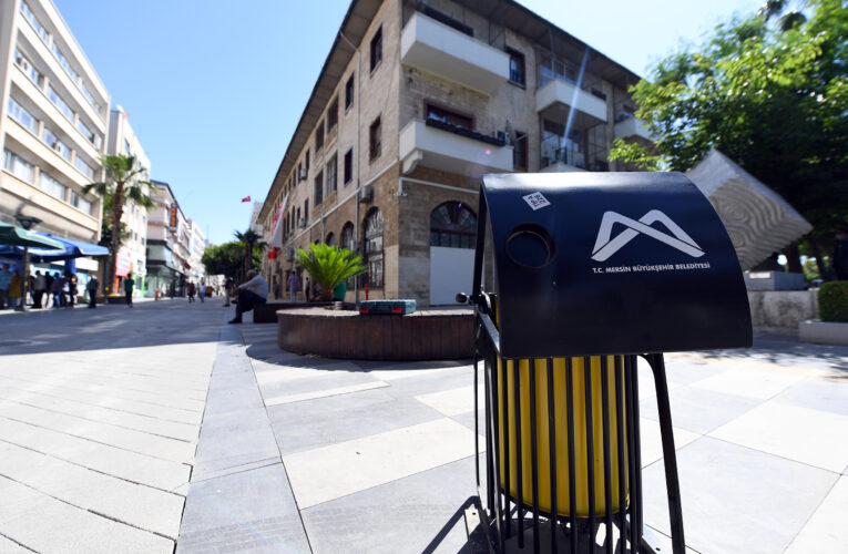 BÜYÜKŞEHİR, KENTTEKİ ENGELLERİ KALDIRIYOR, KENTİ MİS GİBİ YAPIYOR