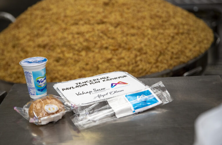 MERSİN BÜYÜKŞEHİR, PANDEMİDE 1 MİLYON PAKET YEMEK DAĞITTI