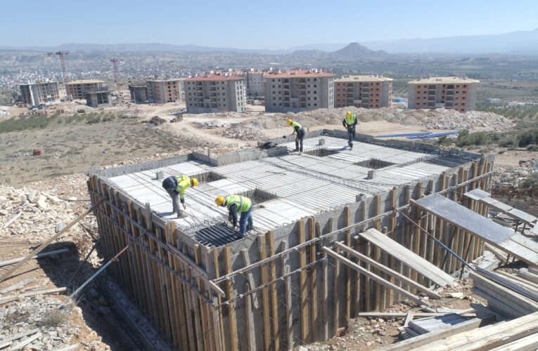 MESKİ, KESİNTİSİZ İÇMESUYU TEMİNİNE DEVAM EDİYOR