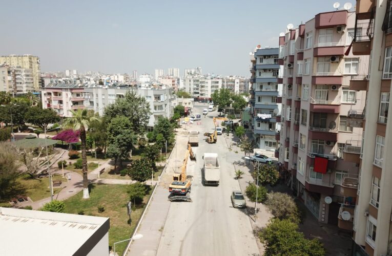 TAM KAPANMADA MERSİNLİLER EVDE, BÜYÜKŞEHİR GÖREV BAŞINDA