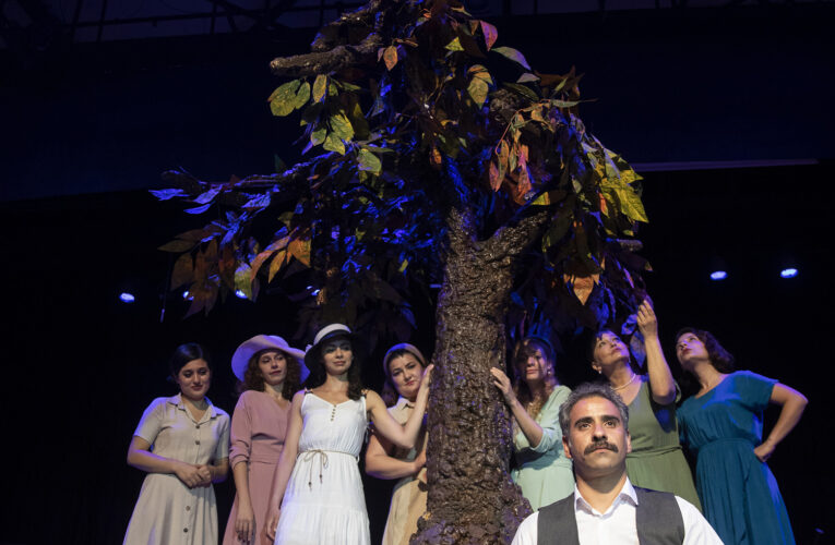 USTA ŞAİR NAZIM HİKMET RAN ‘ASLOLAN HAYATTIR’ OYUNU İLE ANILDI