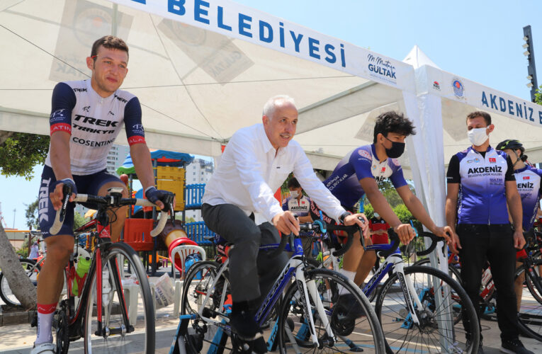 AKDENİZ BELEDİYESİ, BİSİKLET SEVERLERİ BULUŞTURDU