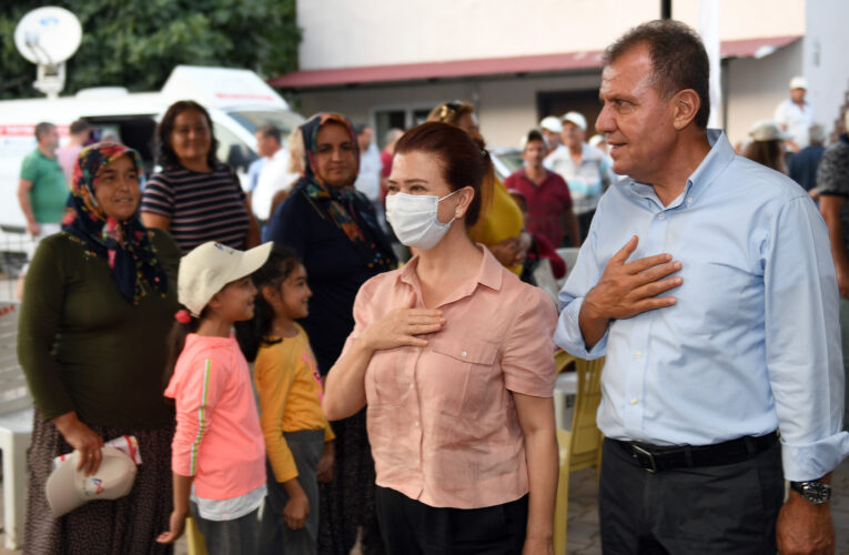 SEÇER: “SİYASETİ SOKAKTA YAPMAK, VATANDAŞLA  İÇ İÇE OLMAK BİZİ BAŞARIYA GÖTÜRÜYOR”