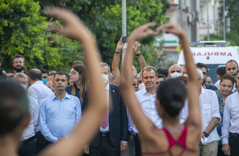 BAŞKAN SEÇER, ÇAMLIBEL KENTSEL YENİLEME PROJESİ’NİN TANITIMINI YAPTI
