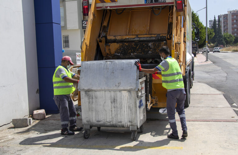 BAYRAMDA EVSEL KATI ATIK MİKTARI %11,89 ARTTI