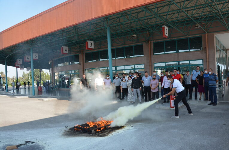 BÜYÜKŞEHİR’DEN TAŞTİ PERSONELİNE YANGIN EĞİTİMİ