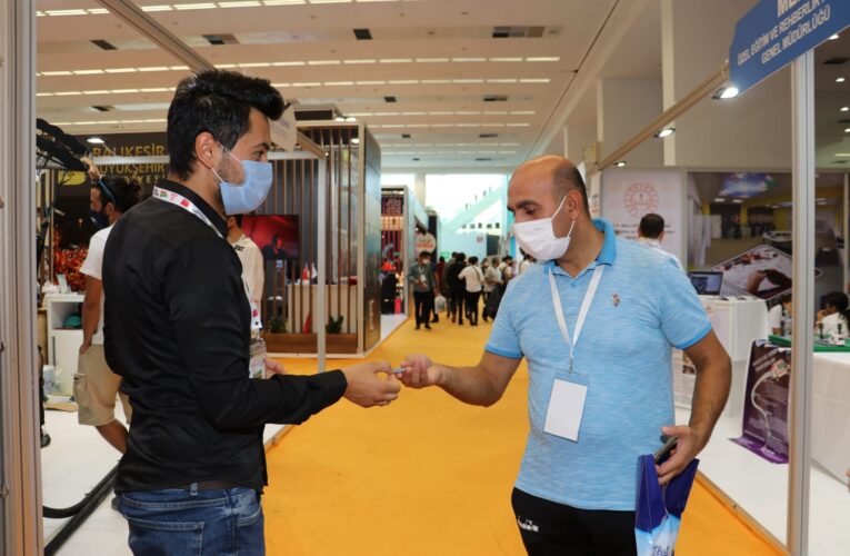 TOROSLAR BELEDİYESİ’NDEN 3 BOYUTLU HEDİYE