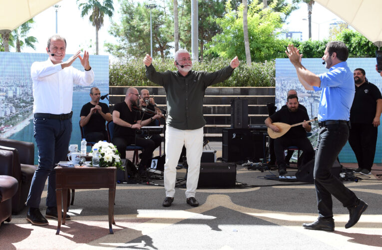 “BİZİ SANAT KURTARACAK. YARINLAR BUGÜNLERDEN ÇOK DAHA GÜZEL OLACAK”
