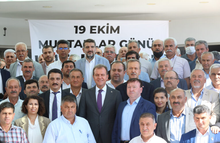 SEÇER’DEN MUHTARLARA: “SİYASİ PARTİNİZİ BİLMEM, GÖRMEM; SİZİ BİR MUHTAR OLARAK GÖRÜRÜM”