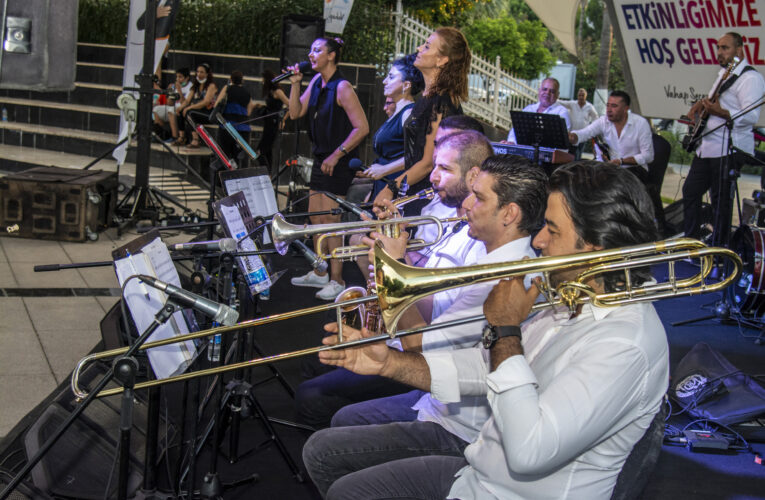 BÜYÜKŞEHİR, BAZI BRANŞLARA YETERLİ SAYIDA BAŞVURU OLMADIĞI İÇİN BAŞVURU SÜRESİNİ UZATTI
