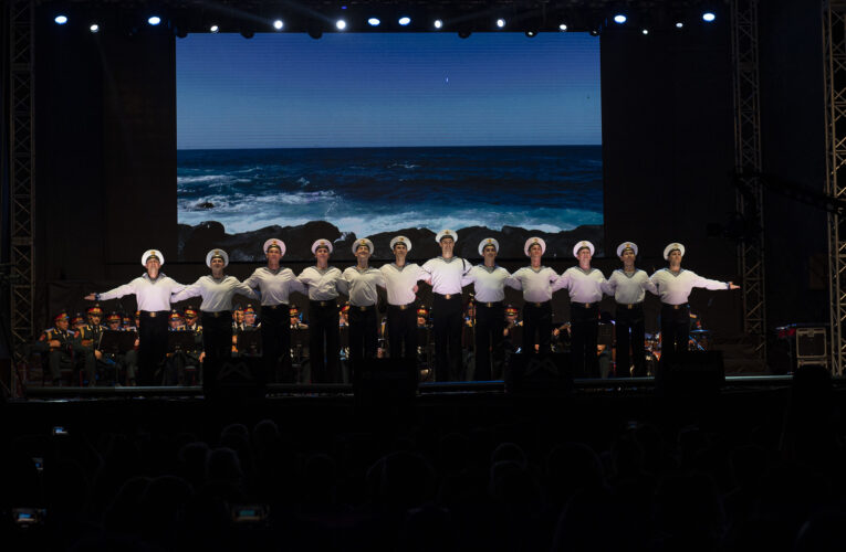 ALEKSANDROV RUS KIZILORDU KOROSU İLE HALUK LEVENT MERSİNLİLERLE BULUŞTU