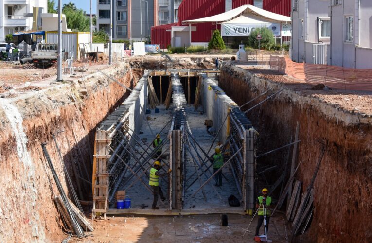 MERSİN’İN HER YERİ MODERN İÇMESUYU VE YAĞMURSUYU HATLARINA KAVUŞUYOR