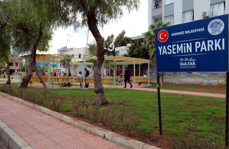 Hal Mahallesi yeni bir yeşil alana, çocuklar gönüllerince eğlenecekleri bir parka kavuştu