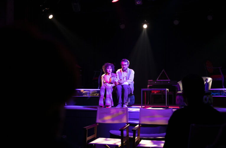 BAŞKAN VAHAP SEÇER VE MERAL SEÇER “MATRUŞKA” OYUNUNU İZLEDİ