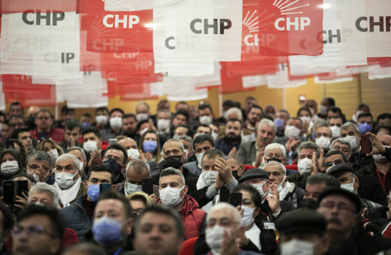 “KALBİ ÜLKE, MİLLET VE ATATÜRK SEVGİSİ İLE ATANLARIN İLÇESİ ERDEMLİ”