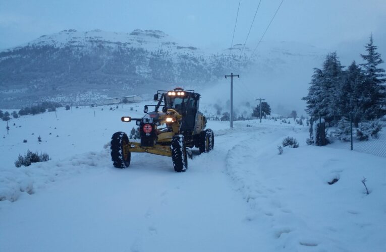 ERDEMLİ’DE KARDA KURTARMA ÇALIŞMASI