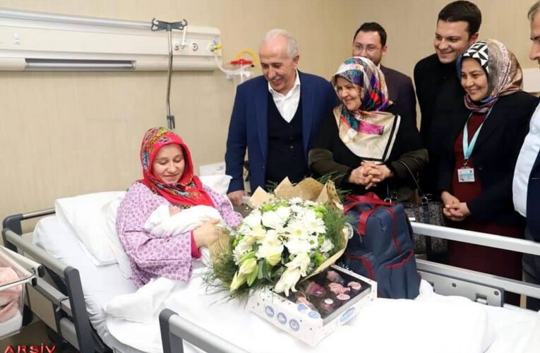 HOŞ GELDİN BEBEK PROJESİ İLE AKDENİZ’DE 4 BİN 500’Ü AŞKIN AİLEYE ULAŞILDI