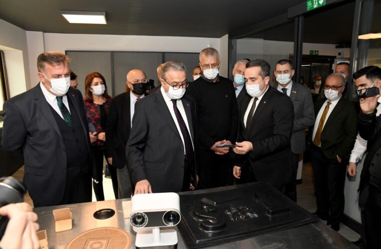 “Facebook İstasyon’u ülkenin dört bir yanında hayata geçireceğiz”