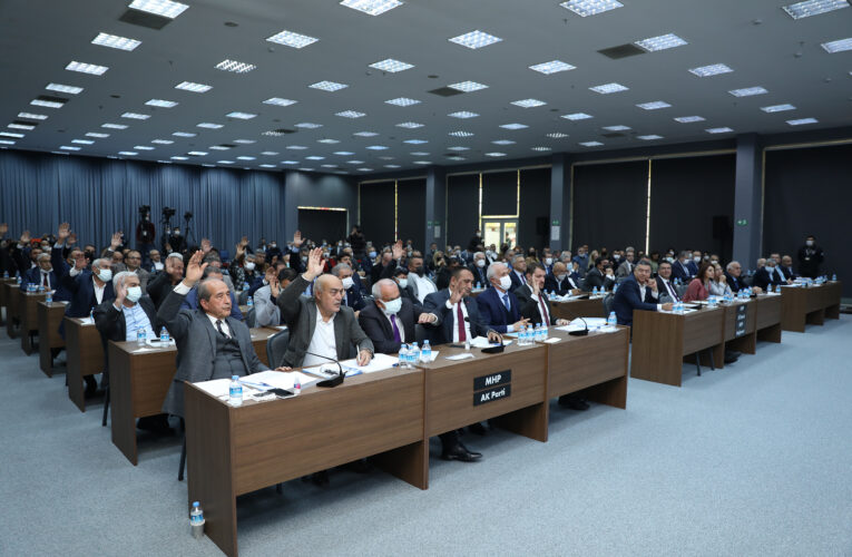 BAŞKAN SEÇER’İN METRO İÇİN 2 MİLYAR 490 MİLYON LİRALIK BORÇLANMA YETKİ TALEBİ REDDEDİLDİ