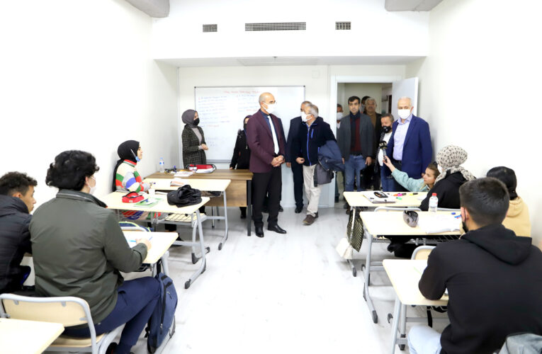 “Kurslarımız, iş dünyasının en çok talep ettiği meslekler belirlenip açıldı”