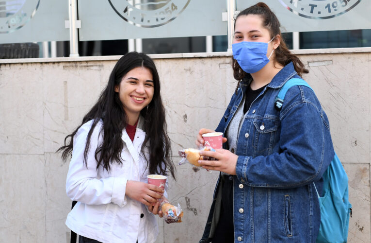 SINAV STRESİNE MOTİVASYON ETKİNLİĞİ İLE ARA VERDİLER