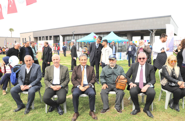 AKDENİZLİ MİNİKLER ŞENLİĞE AKIN ETTİ