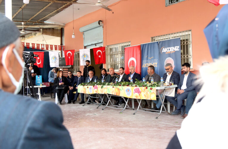 Akdeniz’i değiştiren hizmet, proje ve yatırımları anlattı, vatandaşların taleplerini tek tek dinledi