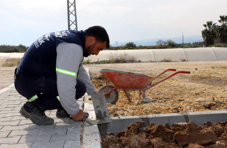 KARADUVAR MAHALLESİ’NE YENİ BİR ÇOCUK PARKI YAPILIYOR