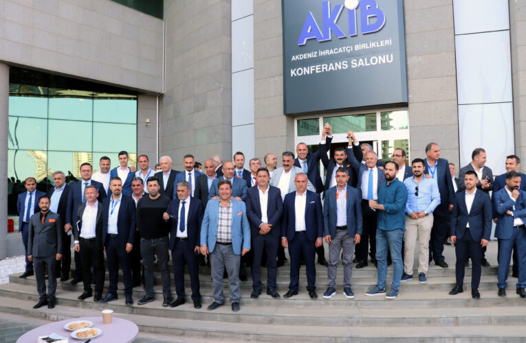 “Kuracağımız Meyve Sebze Akademisi sektörümüzün geleceğine yön verecek”