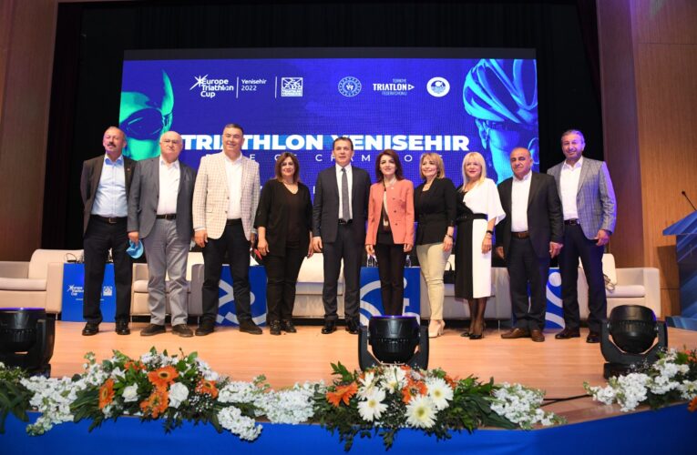 “Ülkemizi nerde görmek istiyorsak onun için bir çaba içerisinde olmalıyız.”