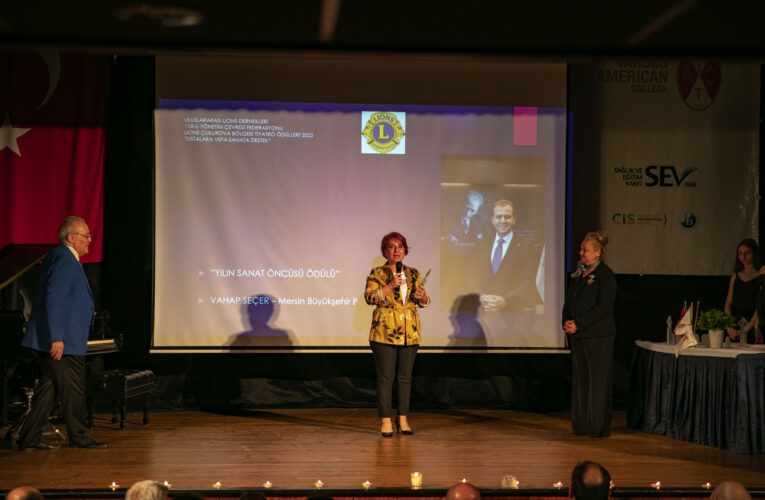 MERSİN ŞEHİR TİYATROSU 14 FARKLI DALDA ÖDÜL ALDI