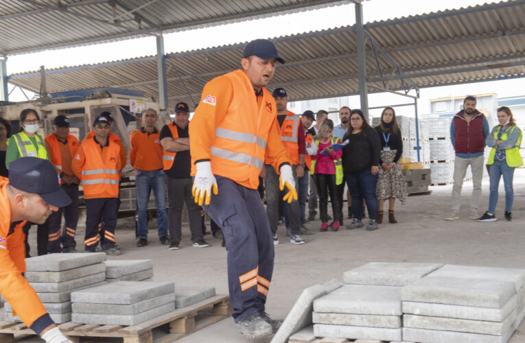 MERSİN BÜYÜKŞEHİR’DEN İŞÇİLERE ‘İŞ KAZASI’ TATBİKATI