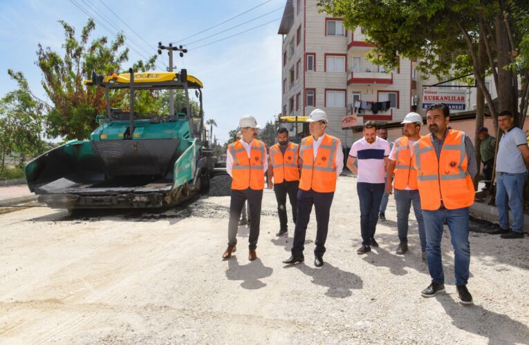 Başkan Abdullah Özyiğit yol yenileme çalışmalarını yerinde inceledi