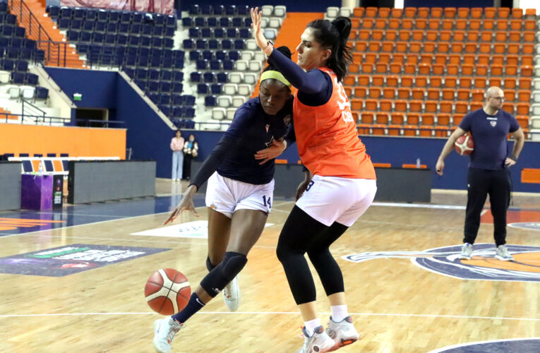 BAŞANTRENÖR KALAYCIOĞLU: FENERBAHÇE MAÇI BİR BAŞLANGIÇ