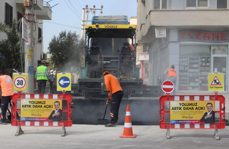 MERSİN BÜYÜKŞEHİR’DEN HAL MAHALLESİ’NDE SICAK ASFALT ÇALIŞMASI