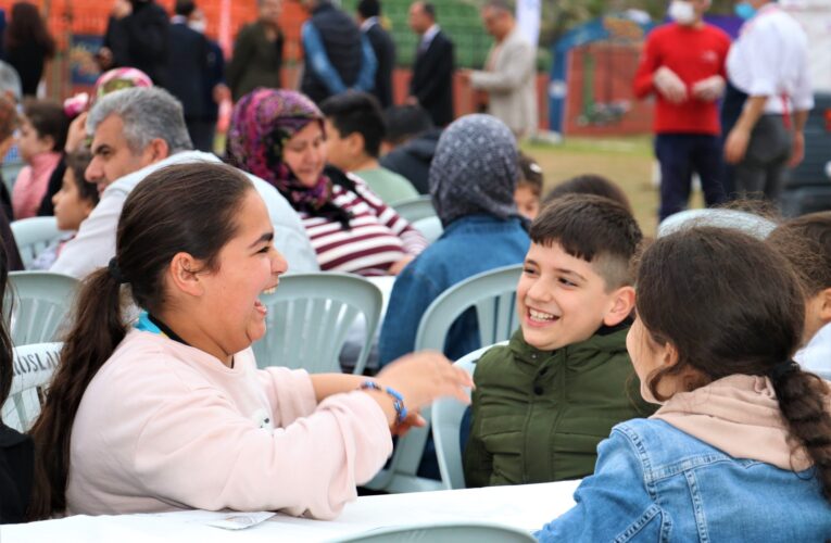 “Toroslar’da Ramazan Eğlenceleri Neşe İçinde Geçiyor”