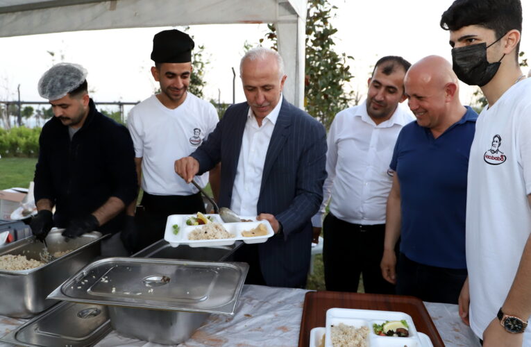 “Akdeniz’de, hayal olan projeler gerçekleşiyor”