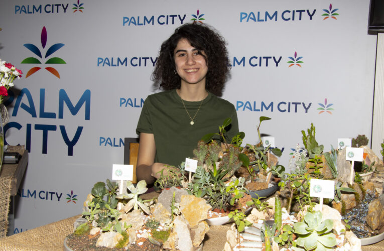 MERSİN BÜYÜKŞEHİR’İN ÇİÇEK PAZARINDA KADIN ÜRETİCİLERİN ÇİÇEKLERİ AÇIYOR