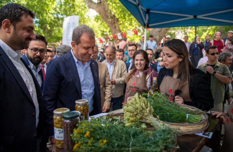 BAŞKAN SEÇER, MUT OT FESTİVALİ’NİN AÇILIŞINA KATILDI