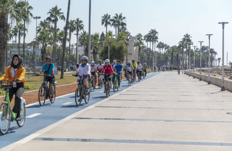 BİSİKLETSEVERLER 30 KİLOMETRELİK SÜRÜŞ YAPTI